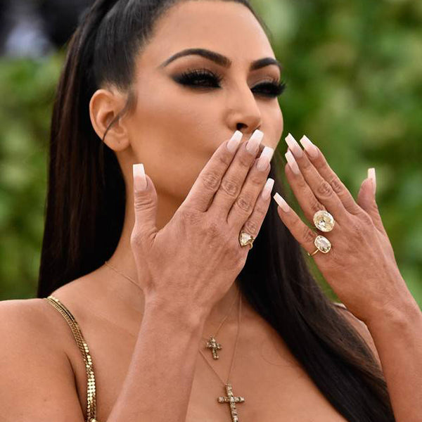 10 Celebrities Who Rock Pinky Rings